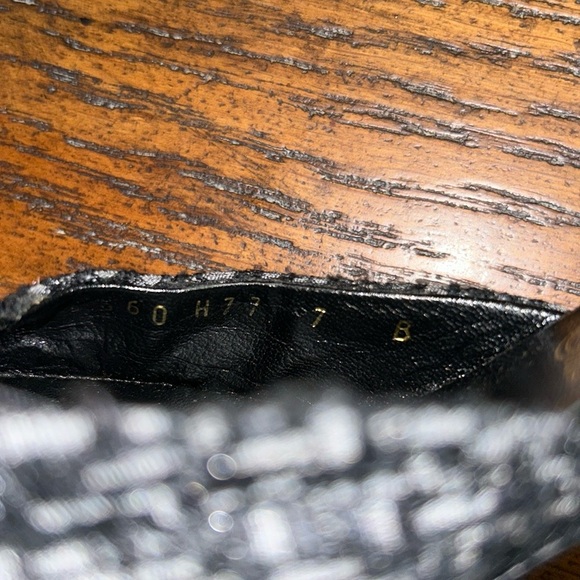 Vintage Authentic Salvatore Ferragamo Tweed Floral Designed Heels Size 7 - Picture 8 of 8